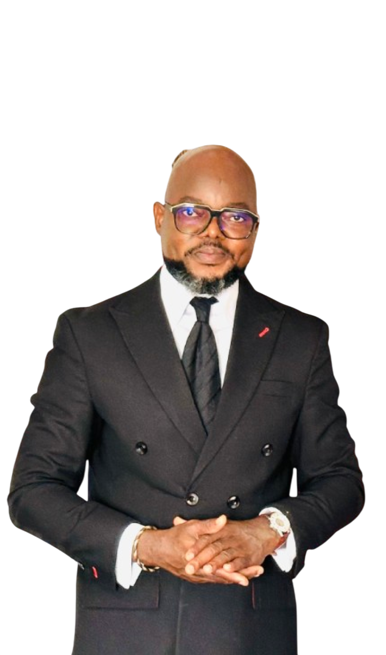 Me AYODELE AHOUNOU bgwhit